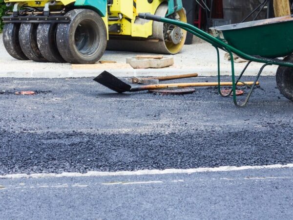 Cieplewo zyskuje nową jakość – koniec utrudnień na drodze!