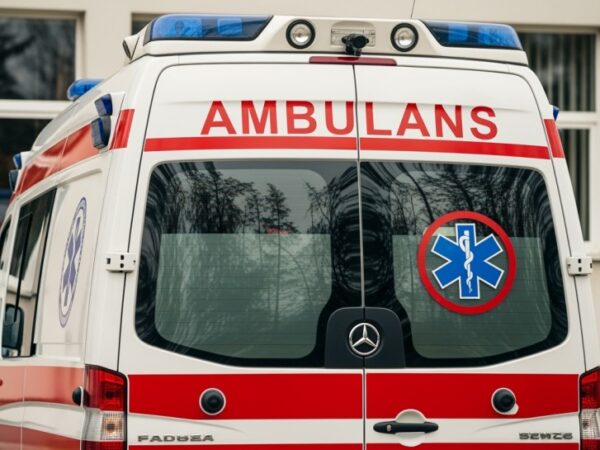 Grzybobranie w niebezpieczeństwie: 66-latka uratowana z bagna przez służby ratunkowe