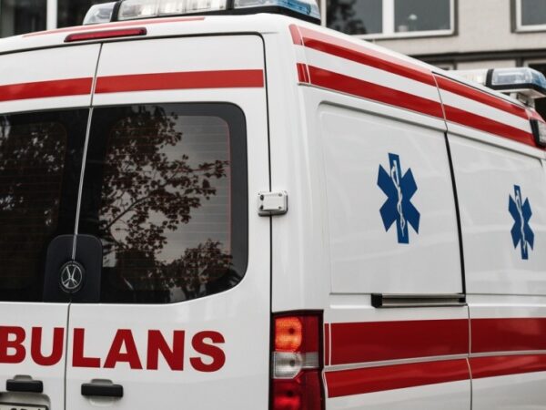 Policja w akcji: Bohaterska ratunek 71-latki z płonącego domu w Słupsku